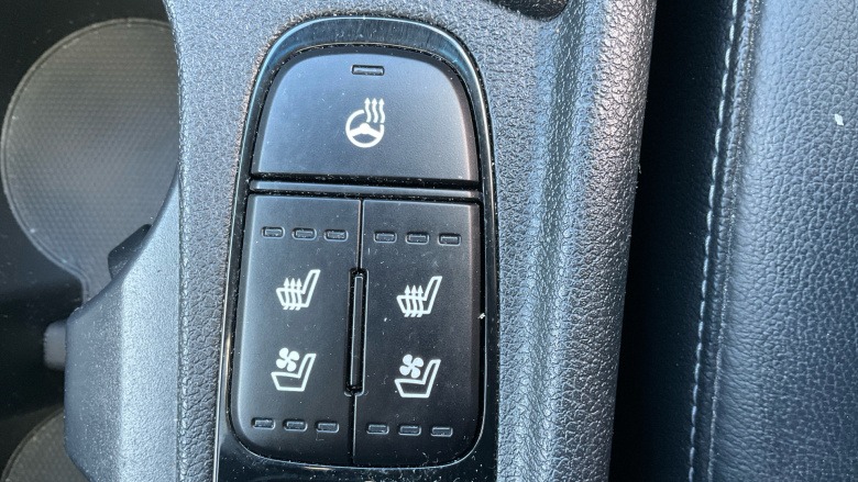 Kia Niro 1.6 GDi Hybrid 4 5dr DCT Hybrid Estate